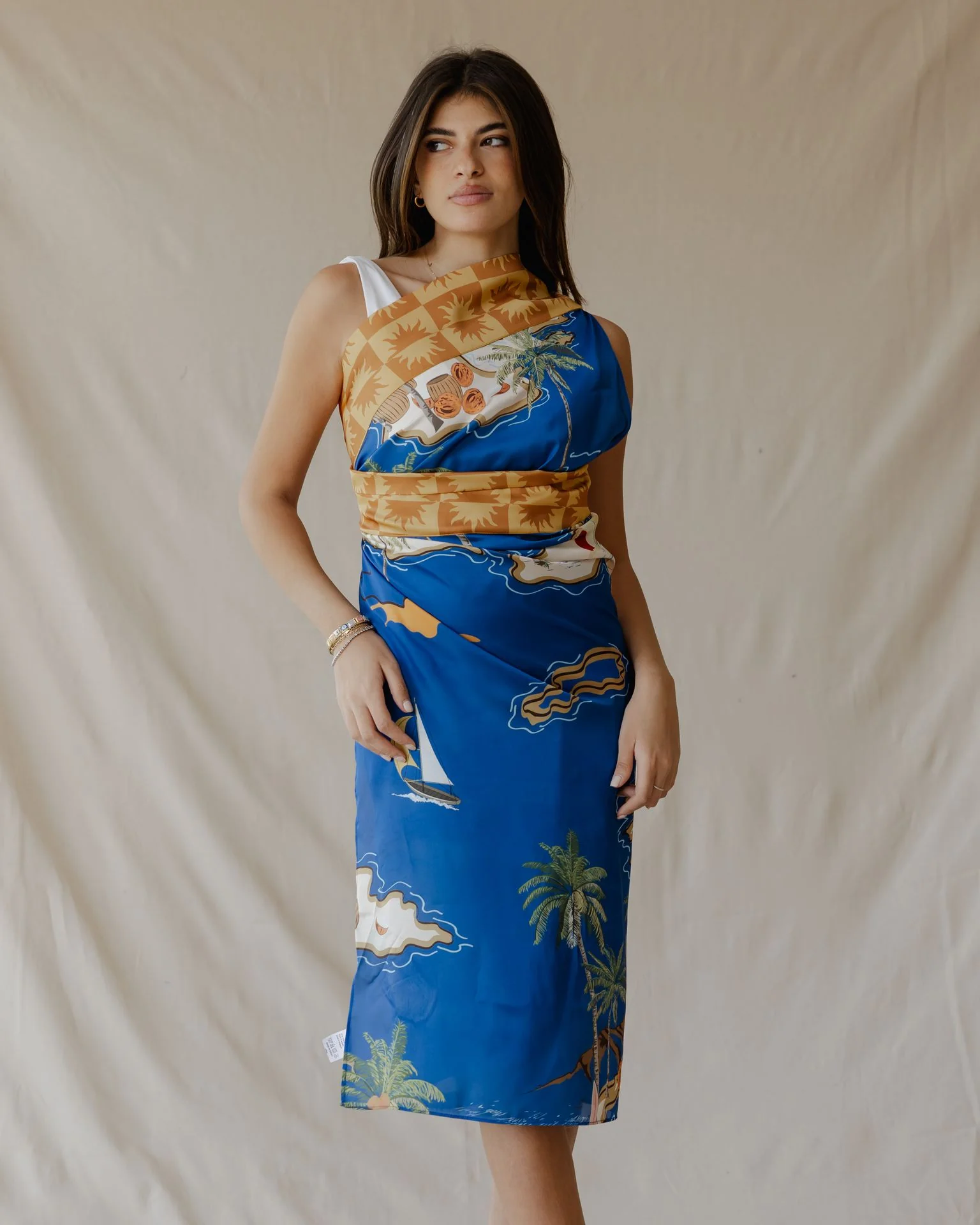 Sundunes Sarong