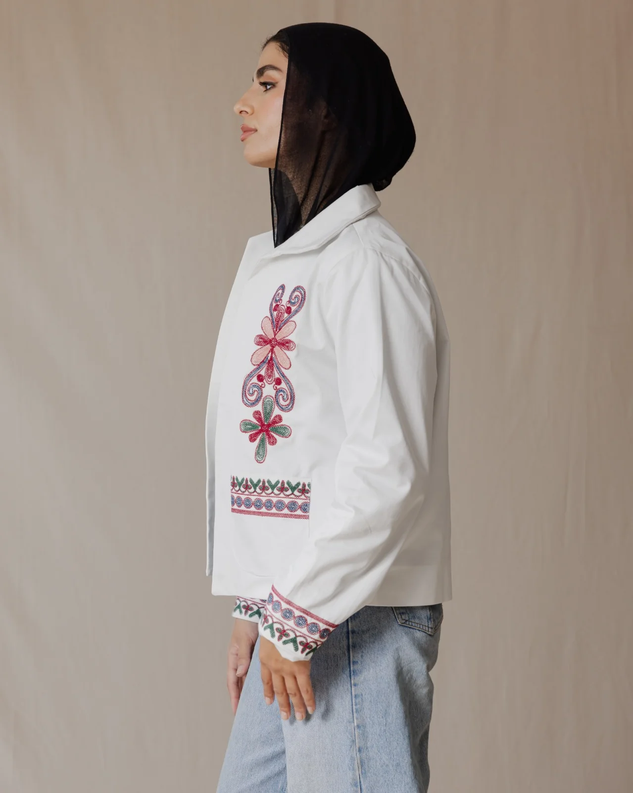 Suzani Jacket In White - Image 4