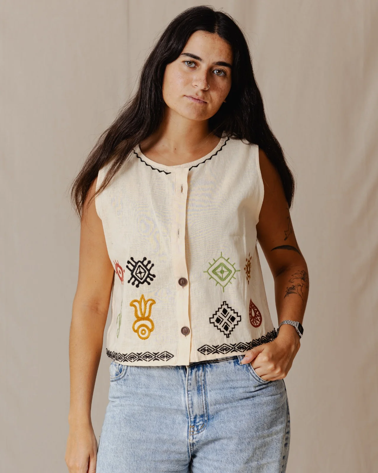 The Boho Lizard Vest Off-White - Image 4