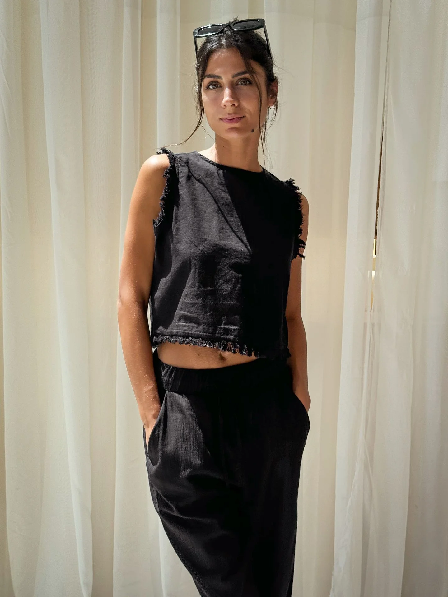 The Island Linen Set Black - Image 6