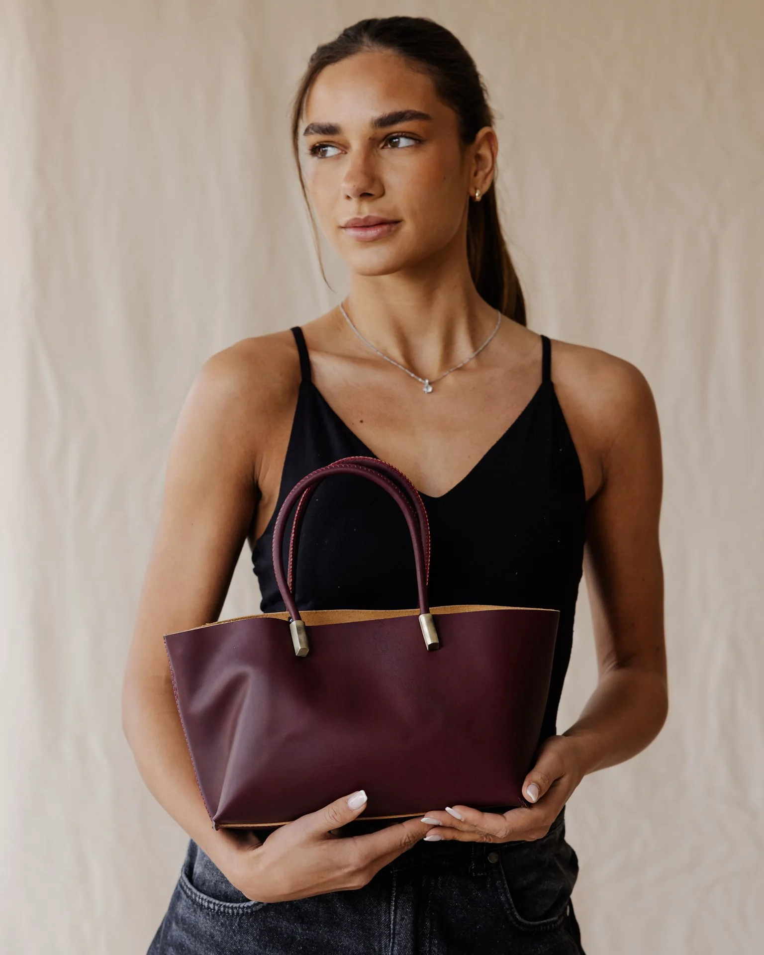 The Luce Genuine Bag In Burgundy - Image 3
