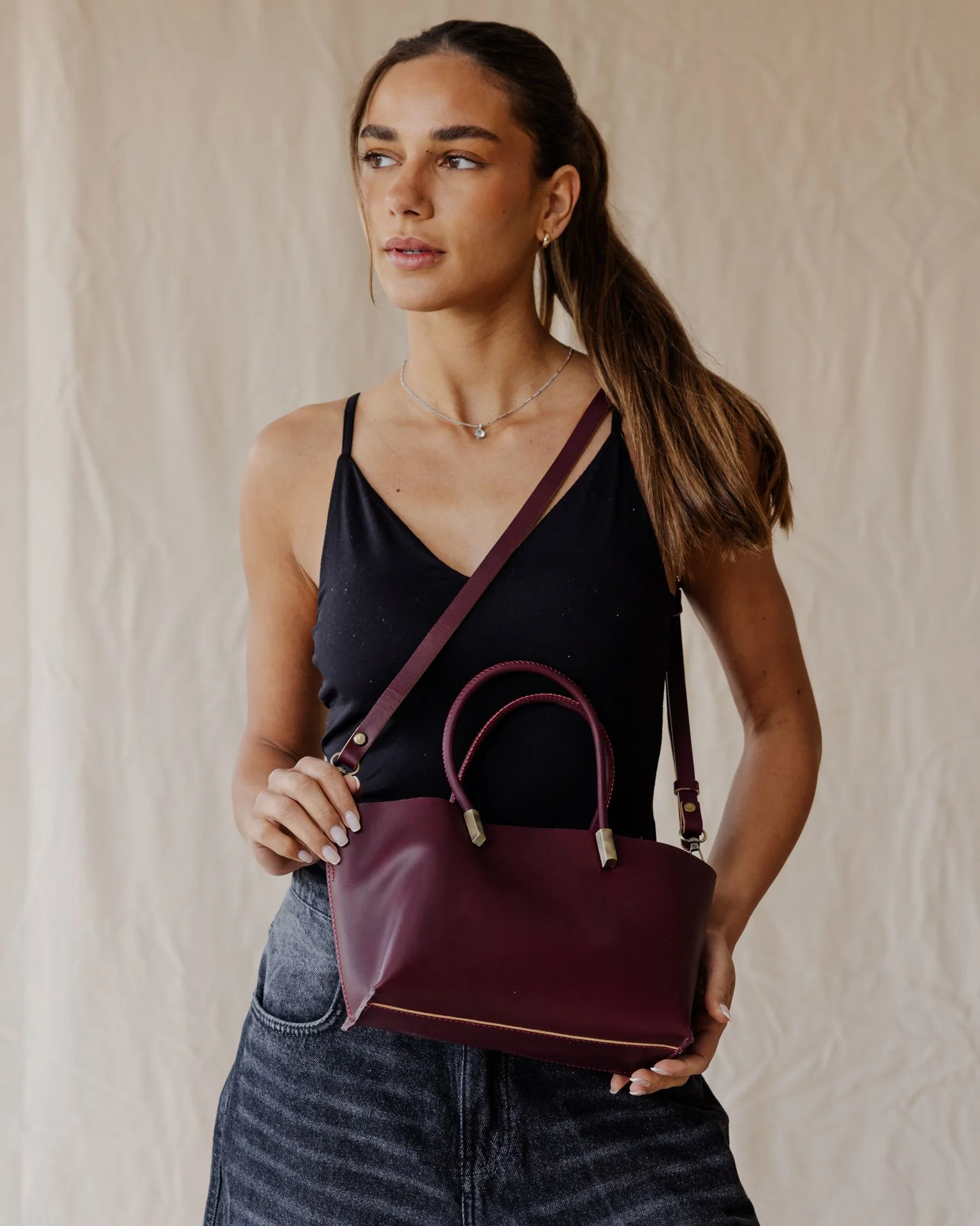 The Luce Genuine Bag In Burgundy - Image 4