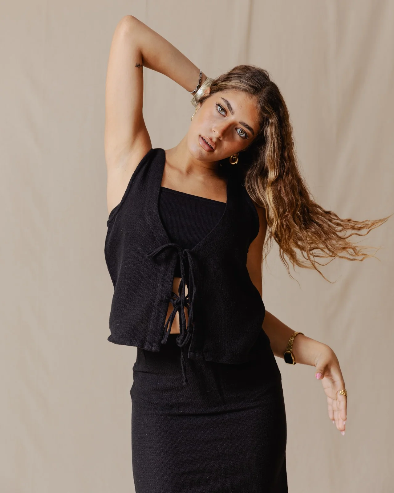 Tie Front Knitted Vest Black - Image 3
