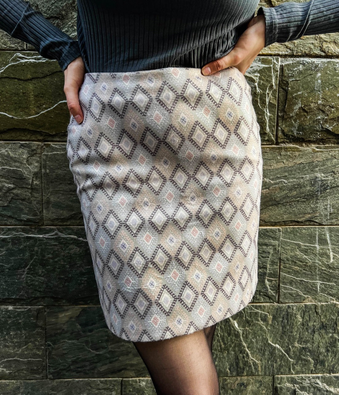 Triad Skirt Off-White - Image 2