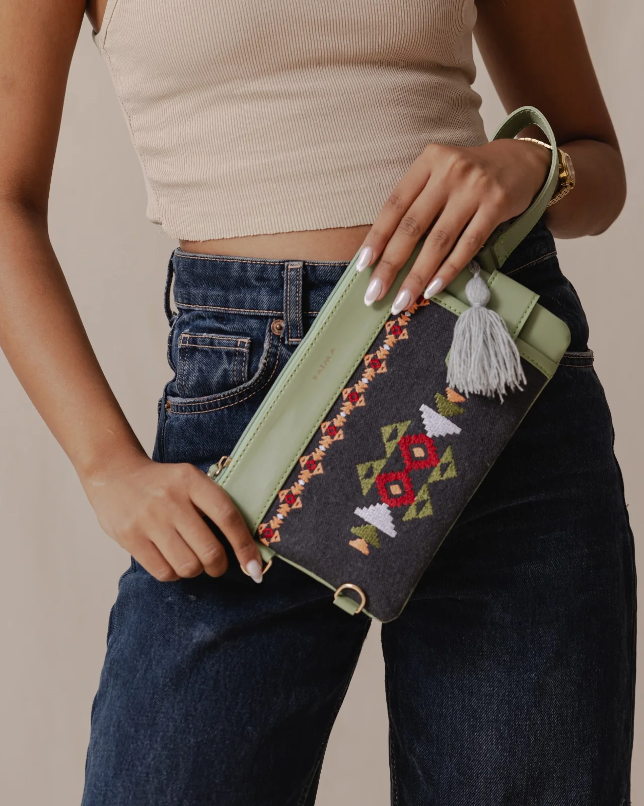 Tribal Tapestry Purse In Dark Blue X Pistachio - Image 3
