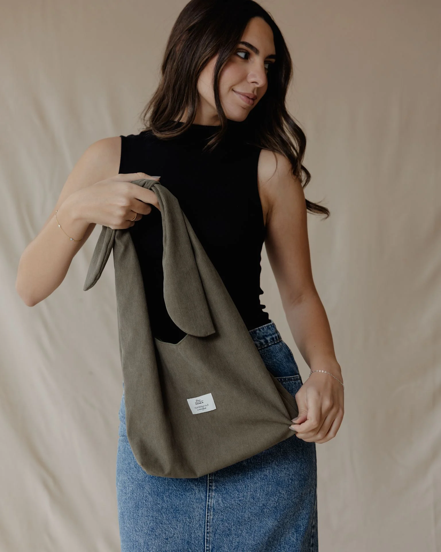 Vittoria Dark Olive Tote Bag - Image 2
