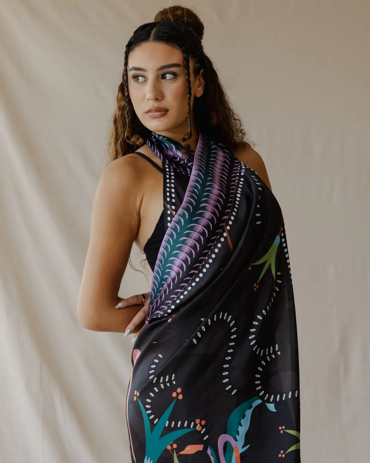Wild Cats Sarong Black - Image 4