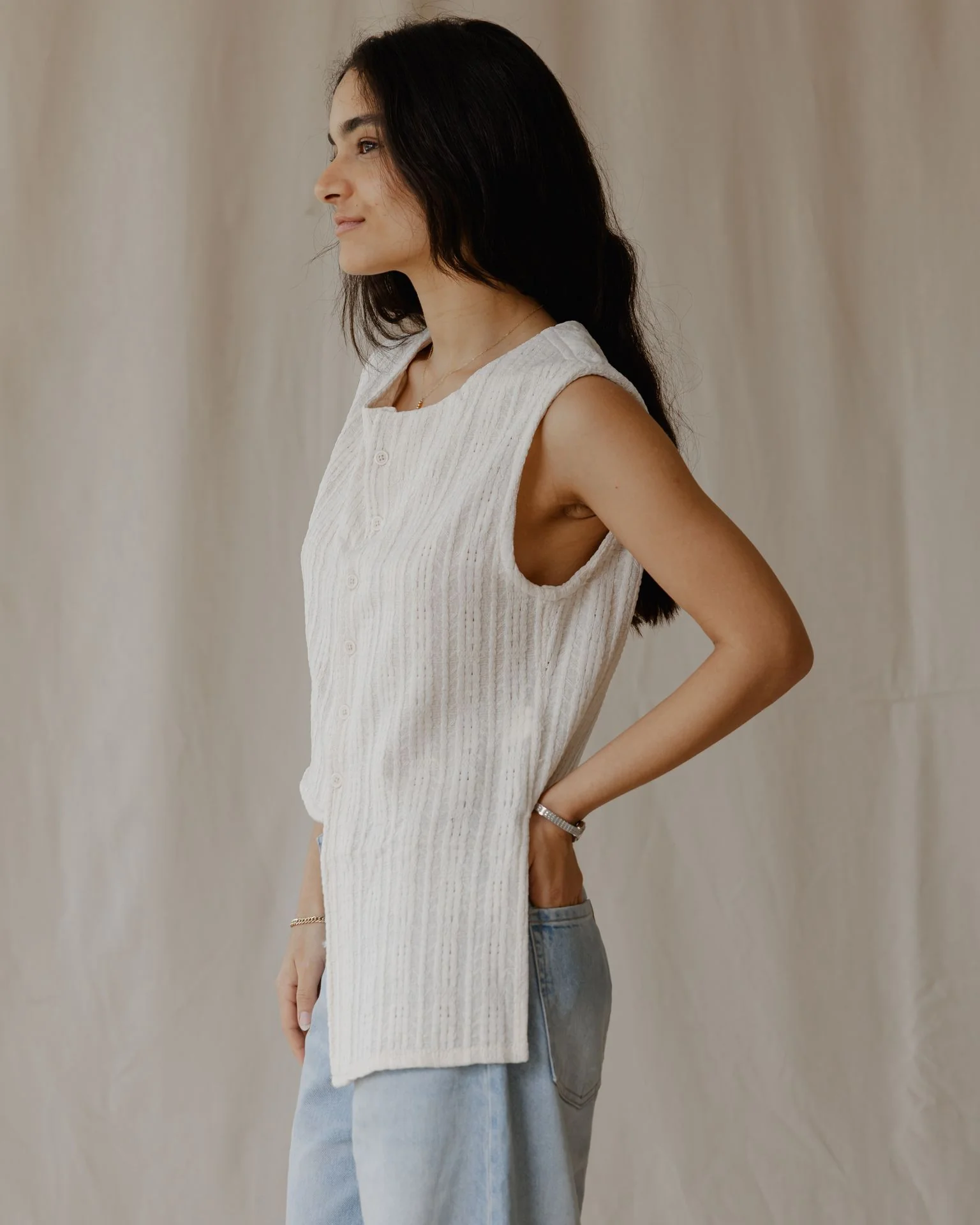 Woven Asymmetrical Off-White Vest - Image 4
