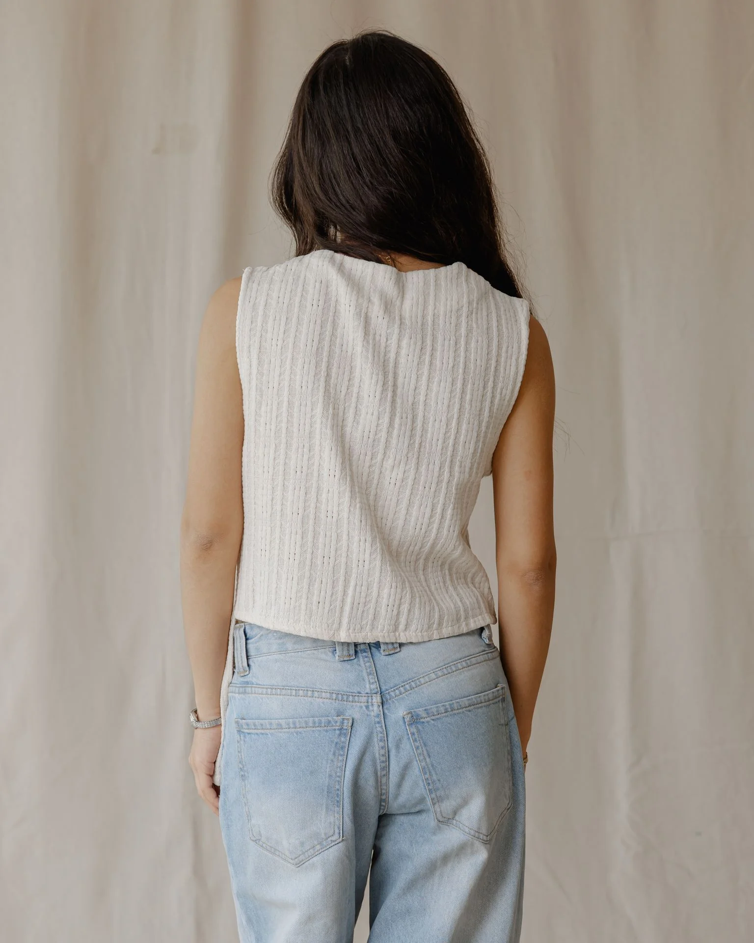 Woven Asymmetrical Off-White Vest - Image 5